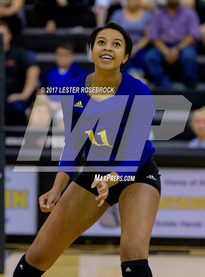 Thumbnail 3 in Clemens @ Seguin photogallery.