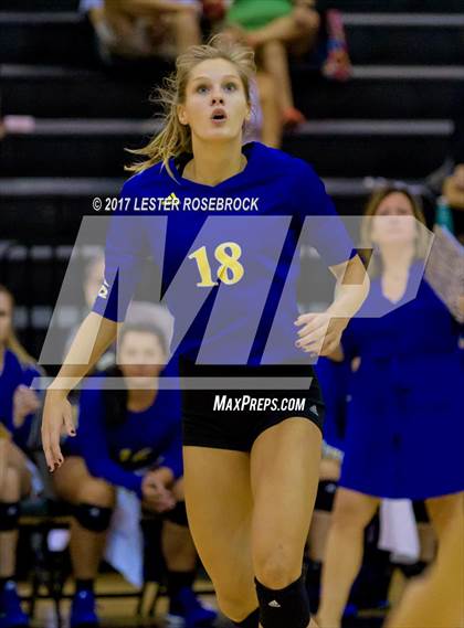 Thumbnail 3 in Clemens @ Seguin photogallery.