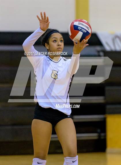 Thumbnail 3 in Clemens @ Seguin photogallery.
