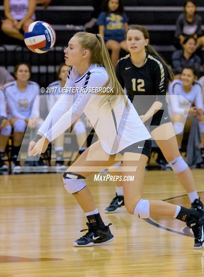 Thumbnail 1 in Clemens @ Seguin photogallery.