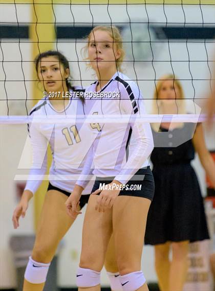 Thumbnail 1 in Clemens @ Seguin photogallery.
