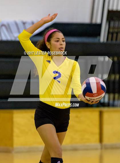 Thumbnail 2 in Clemens @ Seguin photogallery.