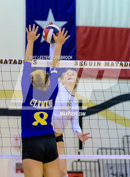 Thumbnail 1 in Clemens @ Seguin photogallery.