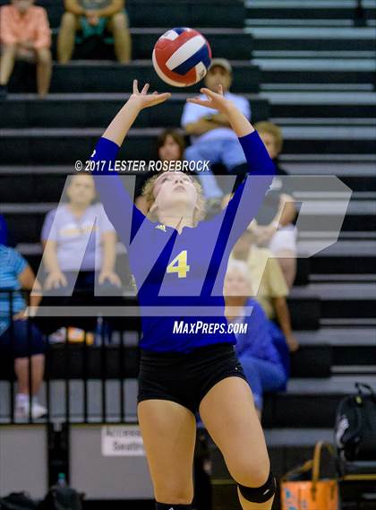 Thumbnail 1 in Clemens @ Seguin photogallery.