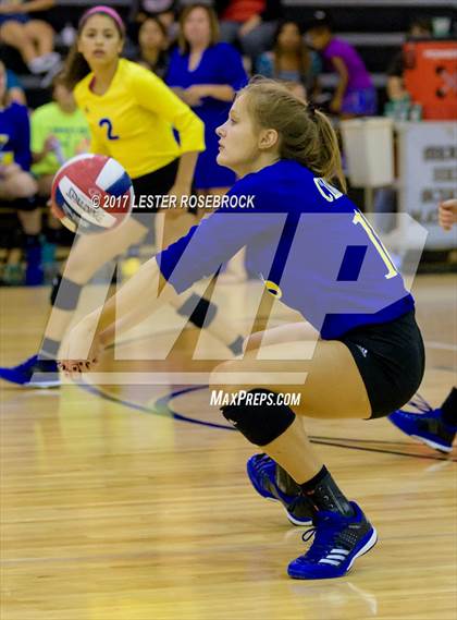 Thumbnail 3 in Clemens @ Seguin photogallery.