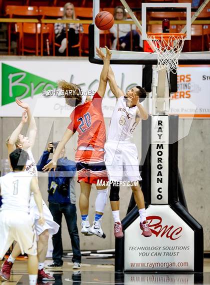 Thumbnail 1 in Beyer vs Whitney (CIF SJS D2 Final) photogallery.