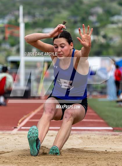 Thumbnail 1 in Phoenix Invitational photogallery.