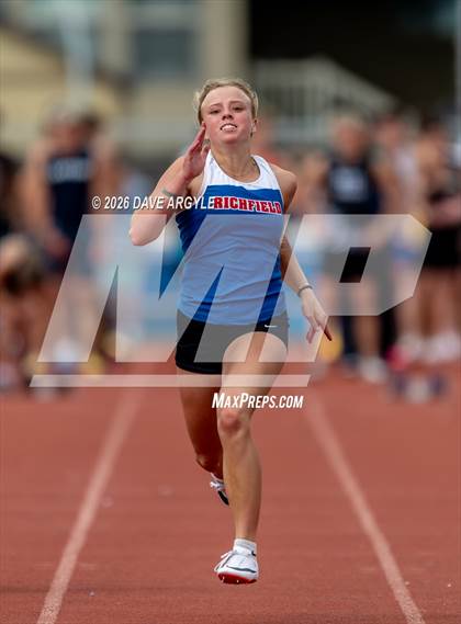 Thumbnail 1 in Phoenix Invitational photogallery.