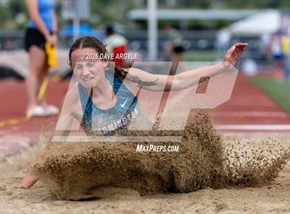 Thumbnail 2 in Phoenix Invitational photogallery.
