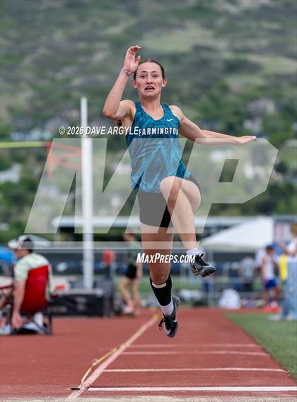 Thumbnail 1 in Phoenix Invitational photogallery.