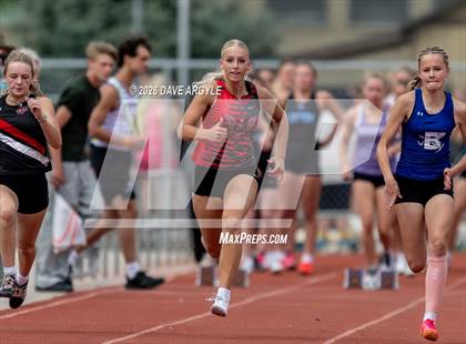 Thumbnail 2 in Phoenix Invitational photogallery.