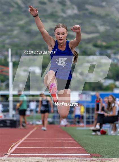 Thumbnail 1 in Phoenix Invitational photogallery.