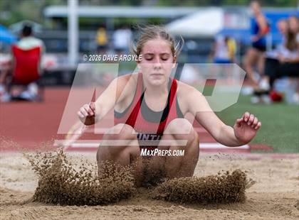 Thumbnail 3 in Phoenix Invitational photogallery.