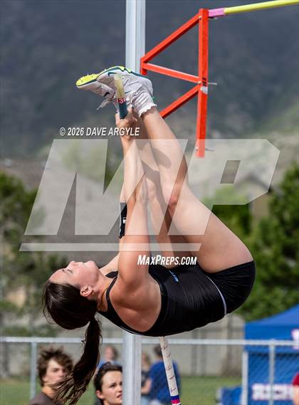 Thumbnail 3 in Phoenix Invitational photogallery.