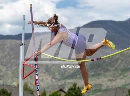 Thumbnail 2 in Phoenix Invitational photogallery.