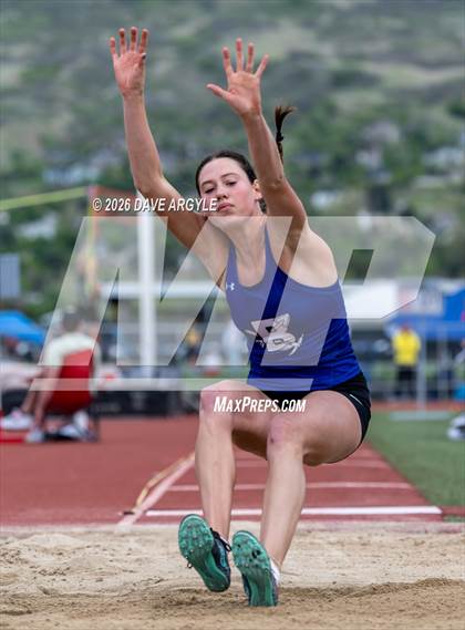 Thumbnail 1 in Phoenix Invitational photogallery.