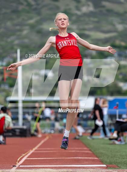 Thumbnail 2 in Phoenix Invitational photogallery.