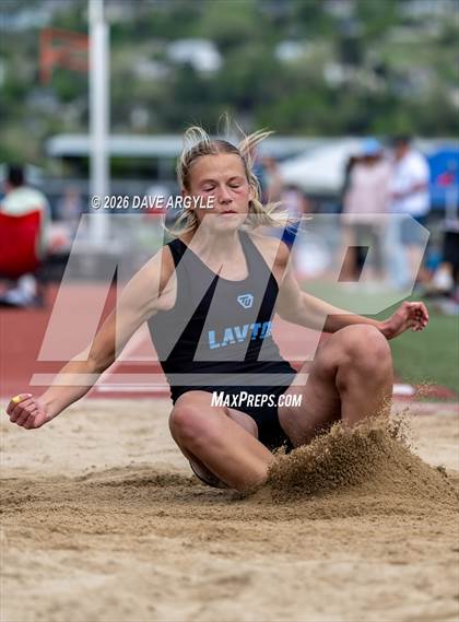 Thumbnail 2 in Phoenix Invitational photogallery.