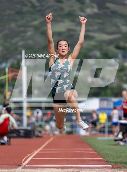 Thumbnail 2 in Phoenix Invitational photogallery.