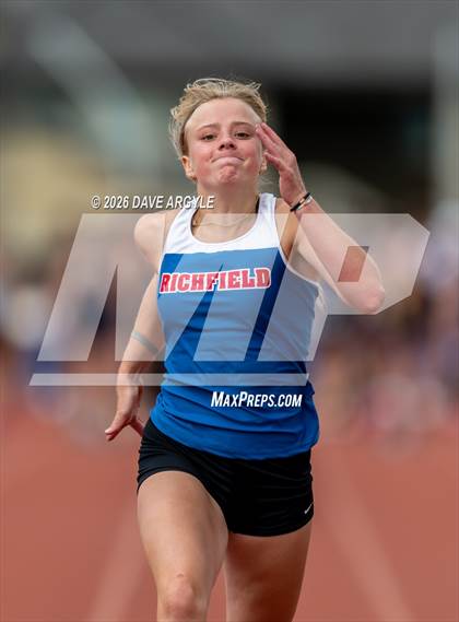 Thumbnail 1 in Phoenix Invitational photogallery.