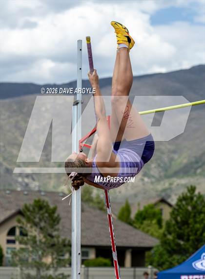 Thumbnail 1 in Phoenix Invitational photogallery.