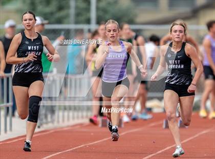 Thumbnail 2 in Phoenix Invitational photogallery.