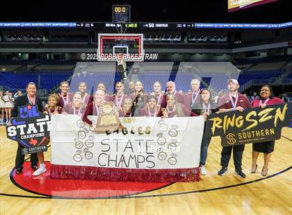Thumbnail 1 in Fairfield vs. Jim Ned (UIL 3A Basketball Division I Final Medal Ceremony) photogallery.
