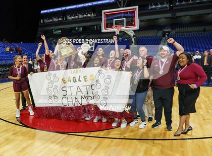 Thumbnail 3 in Fairfield vs. Jim Ned (UIL 3A Basketball Division I Final Medal Ceremony) photogallery.