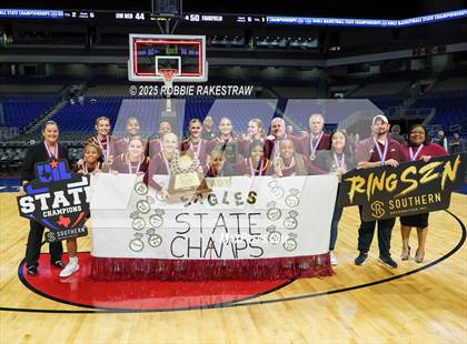 Thumbnail 3 in Fairfield vs. Jim Ned (UIL 3A Basketball Division I Final Medal Ceremony) photogallery.