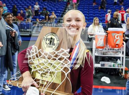 Thumbnail 2 in Fairfield vs. Jim Ned (UIL 3A Basketball Division I Final Medal Ceremony) photogallery.