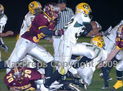 Thumbnail 3 in New London @ Sheehan photogallery.