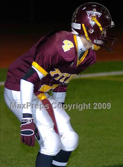 Thumbnail 1 in New London @ Sheehan photogallery.