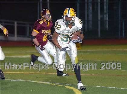 Thumbnail 2 in New London @ Sheehan photogallery.