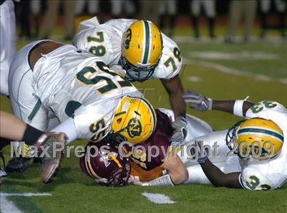 Thumbnail 3 in New London @ Sheehan photogallery.