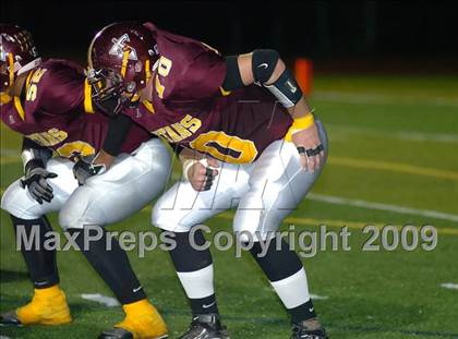 Thumbnail 3 in New London @ Sheehan photogallery.