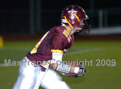 Thumbnail 1 in New London @ Sheehan photogallery.