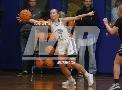 Thumbnail 1 in Centerpoint vs. Fouke (AAA 3A-7 District Final) photogallery.