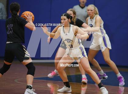 Thumbnail 3 in Centerpoint vs. Fouke (AAA 3A-7 District Final) photogallery.