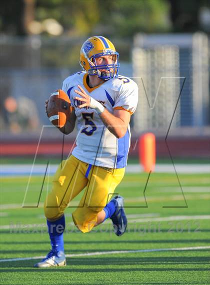 Thumbnail 1 in Tempe Prep vs. Morenci (AIA D5 Playoffs) photogallery.