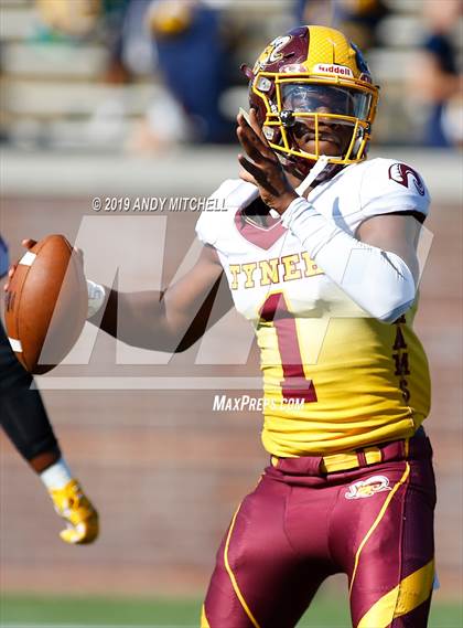 Thumbnail 2 in Boyd-Buchanan vs Tyner Academy (Best of Preps Jamboree) photogallery.