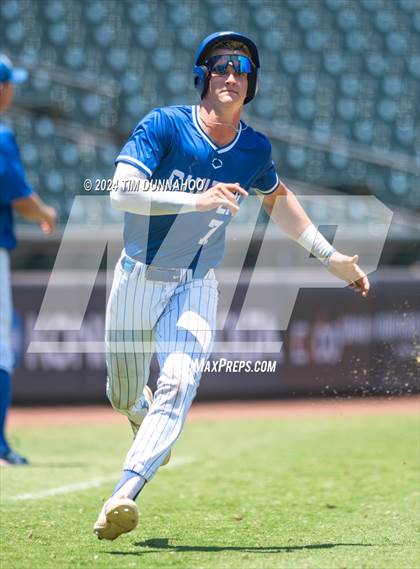 Thumbnail 1 in Gunter vs. Franklin (UIL 3A Baseball Semifinal) photogallery.