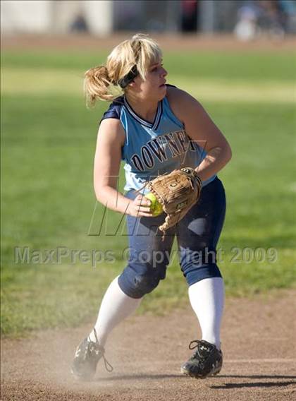 Thumbnail 1 in Downey @ Modesto photogallery.