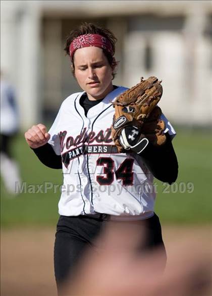 Thumbnail 1 in Downey @ Modesto photogallery.