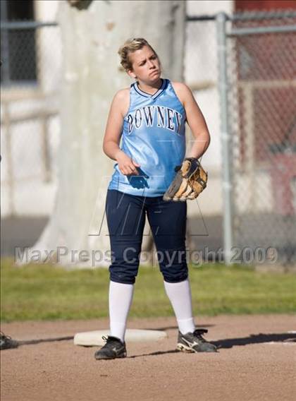 Thumbnail 3 in Downey @ Modesto photogallery.