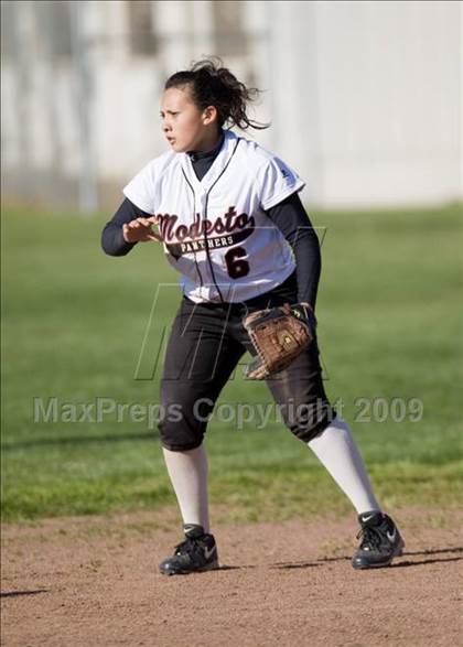 Thumbnail 3 in Downey @ Modesto photogallery.