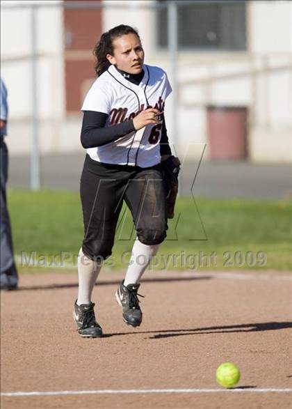 Thumbnail 2 in Downey @ Modesto photogallery.