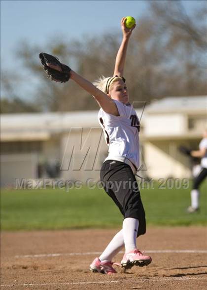 Thumbnail 3 in Downey @ Modesto photogallery.