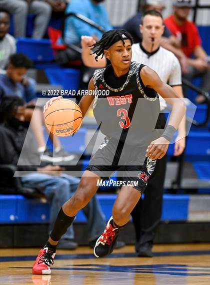 Thumbnail 1 in West Cabarrus vs. Mooresville photogallery.
