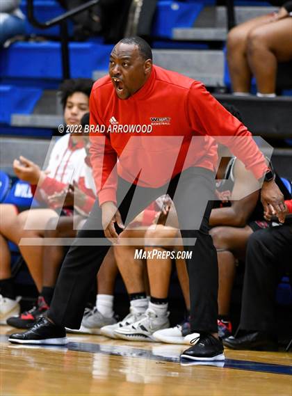 Thumbnail 2 in West Cabarrus vs. Mooresville photogallery.