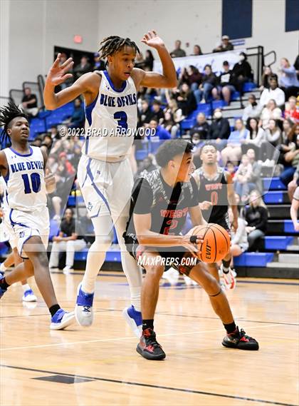 Thumbnail 1 in West Cabarrus vs. Mooresville photogallery.